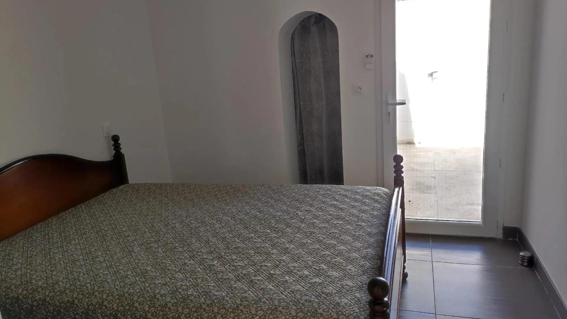 Maison Accueillante A Saintes-Maries-De-La-Mer Avec Jardin Clos 0*,